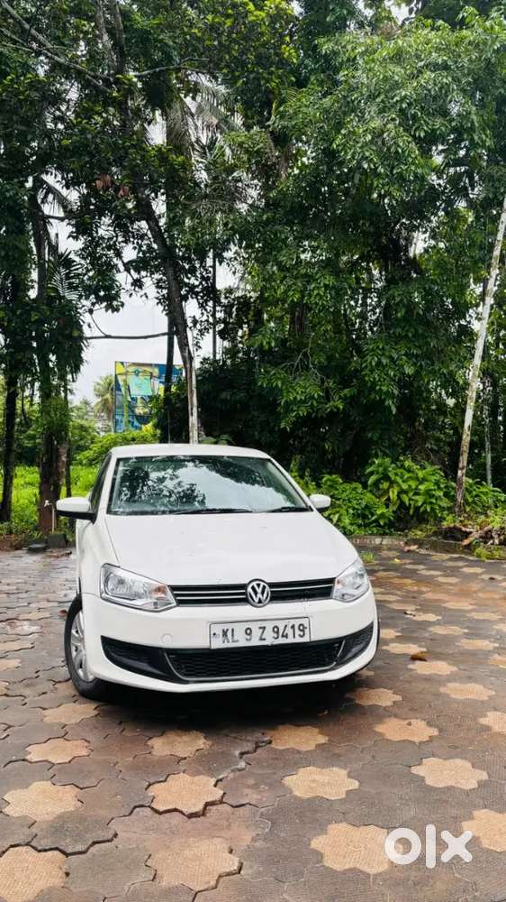 Volkswagen Polo Petrol Manual 2011 Model