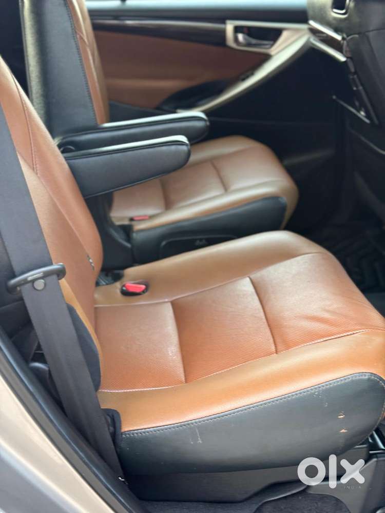 Toyota Innova Crysta 2.8z Automatic, 2019, Diesel