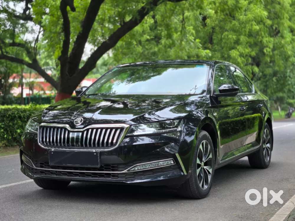 Skoda Superb 2.0 L&k Tsi At, 2023, Petrol