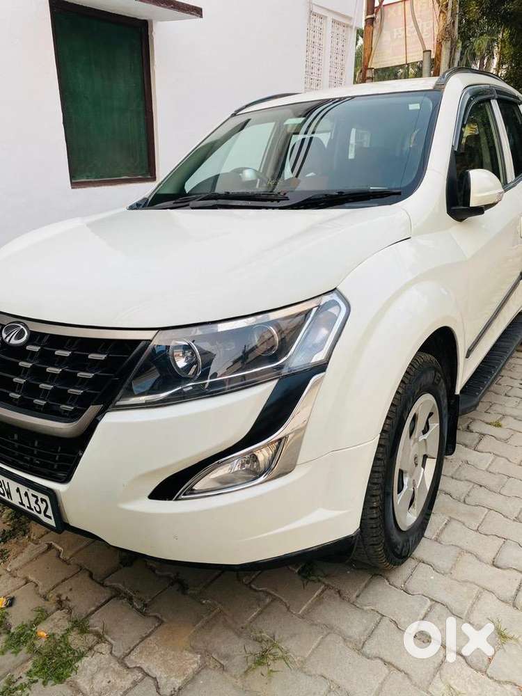 Mahindra Xuv500 2018 Diesel 94000 Km Driven
