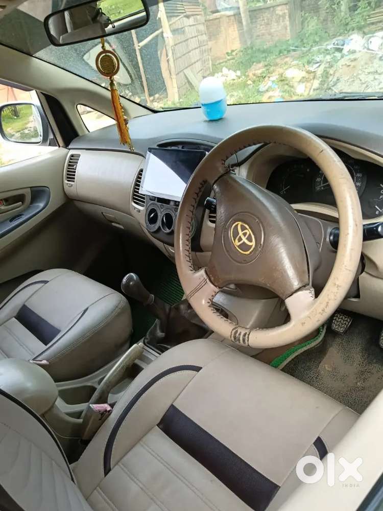 Toyota Innova Diesel 2.5 Manual 2011 In Tip Top Condition
