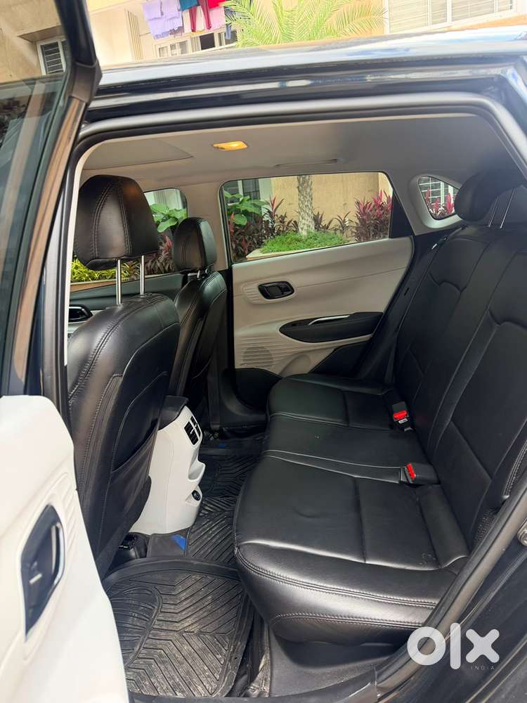 Hyundai New I20 Petrol Manual 2024