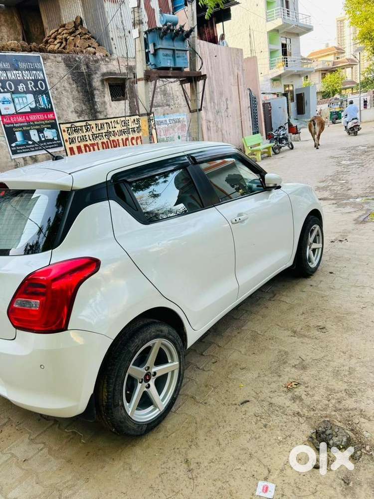 Maruti Suzuki Swift 2023 Petrol Well Maintained