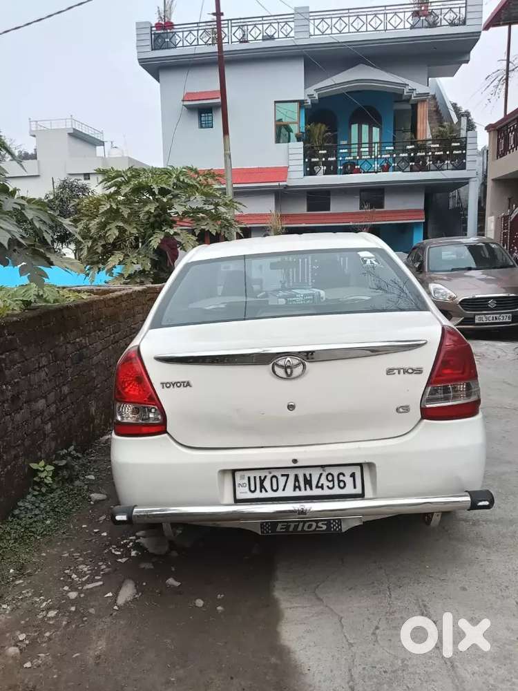 Toyota Etios 2012 Petrol 95000 Km Driven