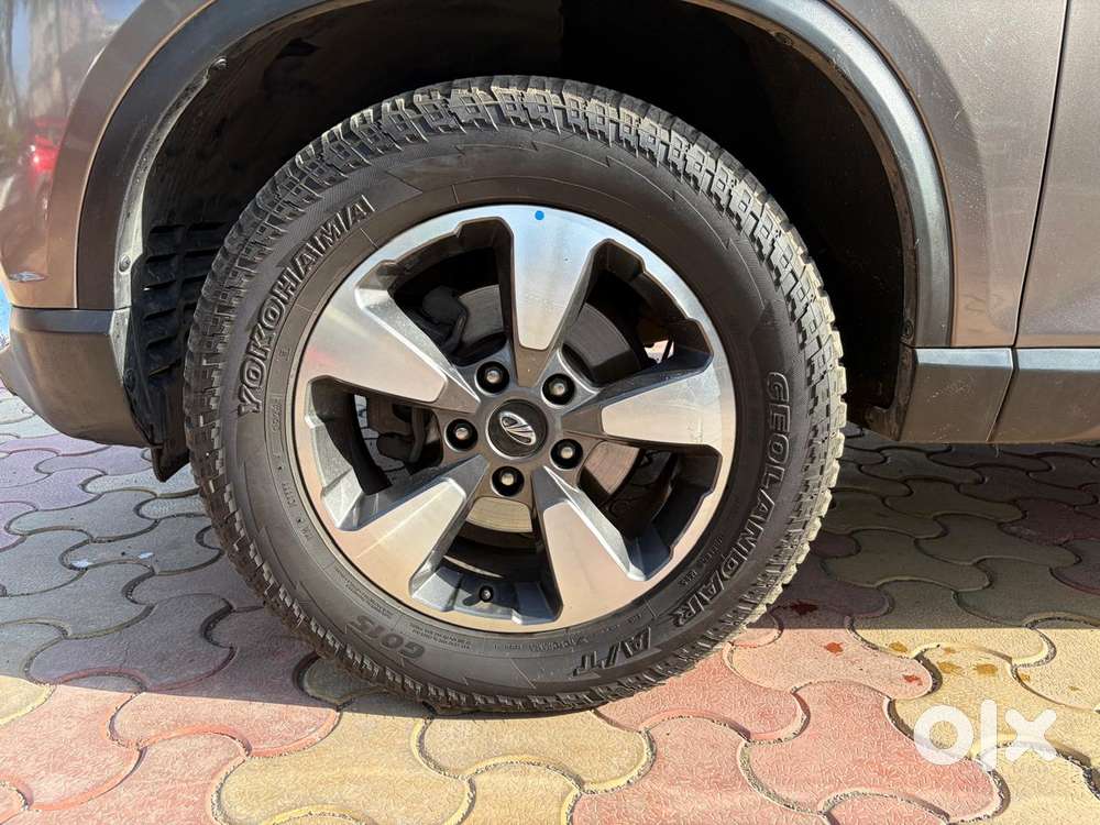 Mahindra Alturas G4 4x4 At, 2019, Diesel