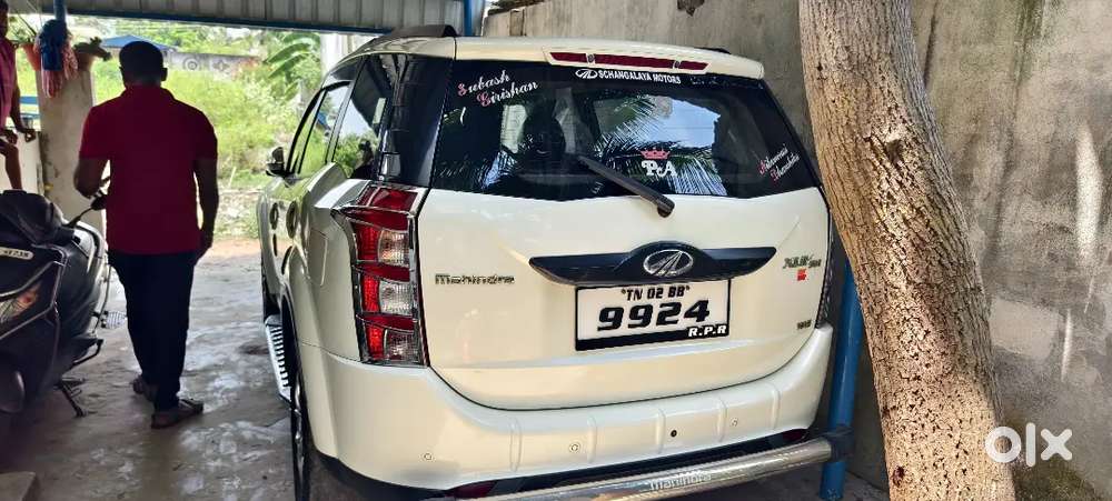 Mahindra Xuv500 2015