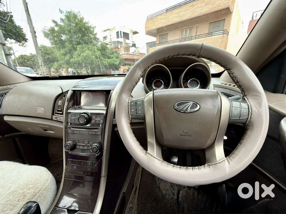 Mahindra Xuv500 Diesel 1st Owner 2012 Year