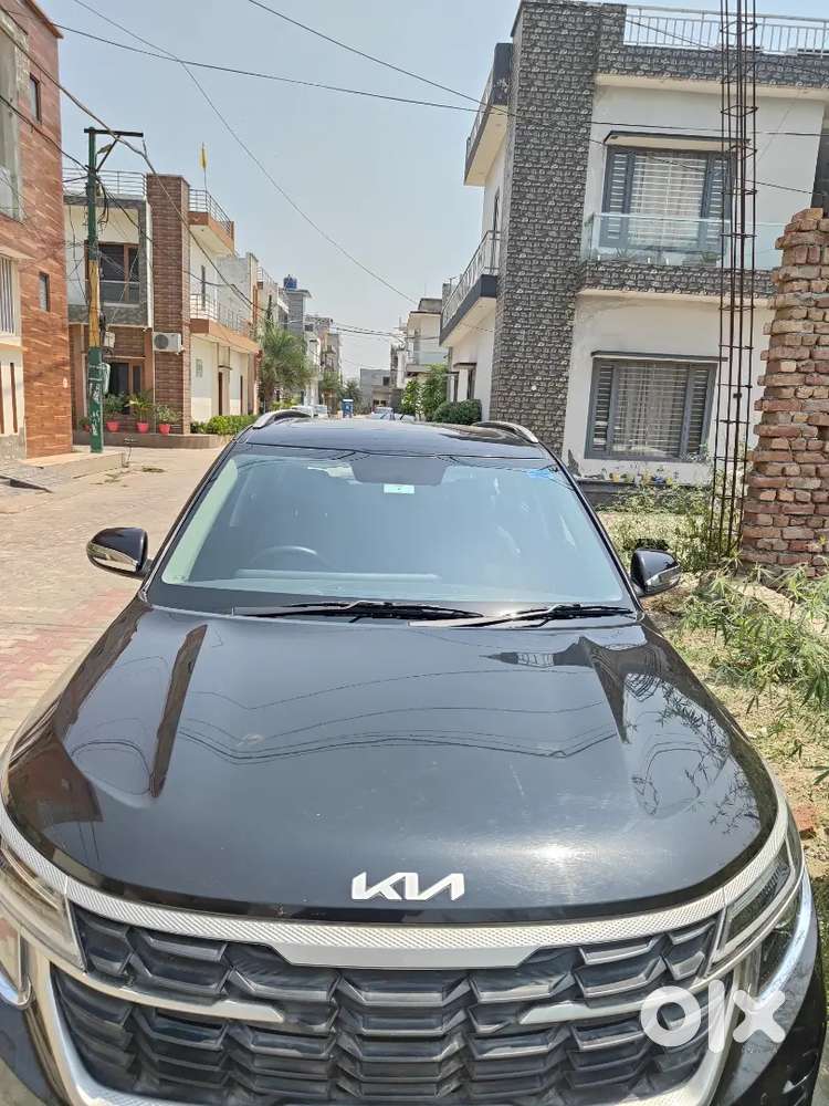 Brand New Showroom Condition Scratch Less Only 15k Km Driven