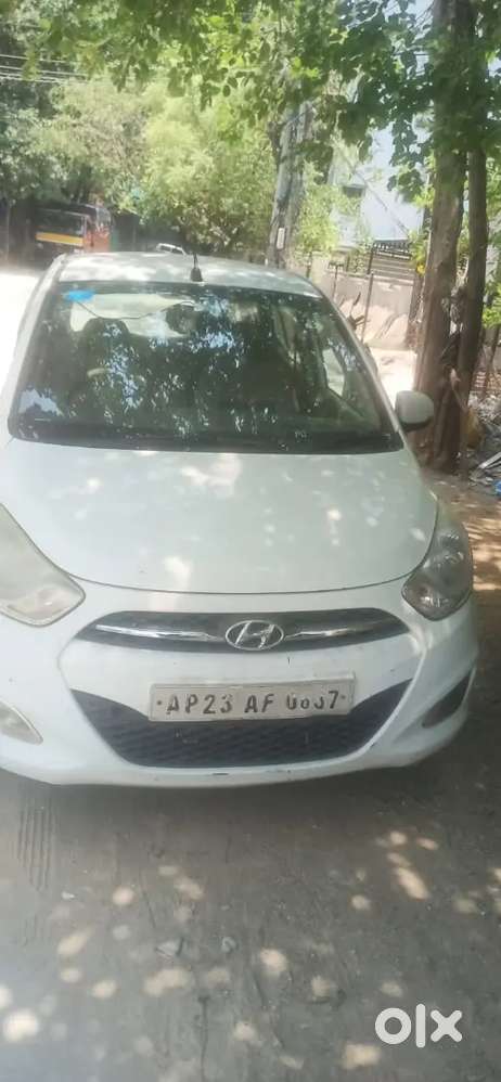 Good Condition L10 Car