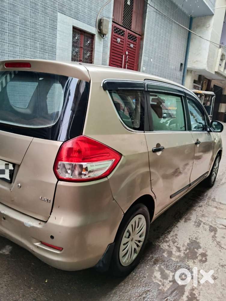 Maruti Suzuki Ertiga 2012-2015 Lxi, 2012, Petrol