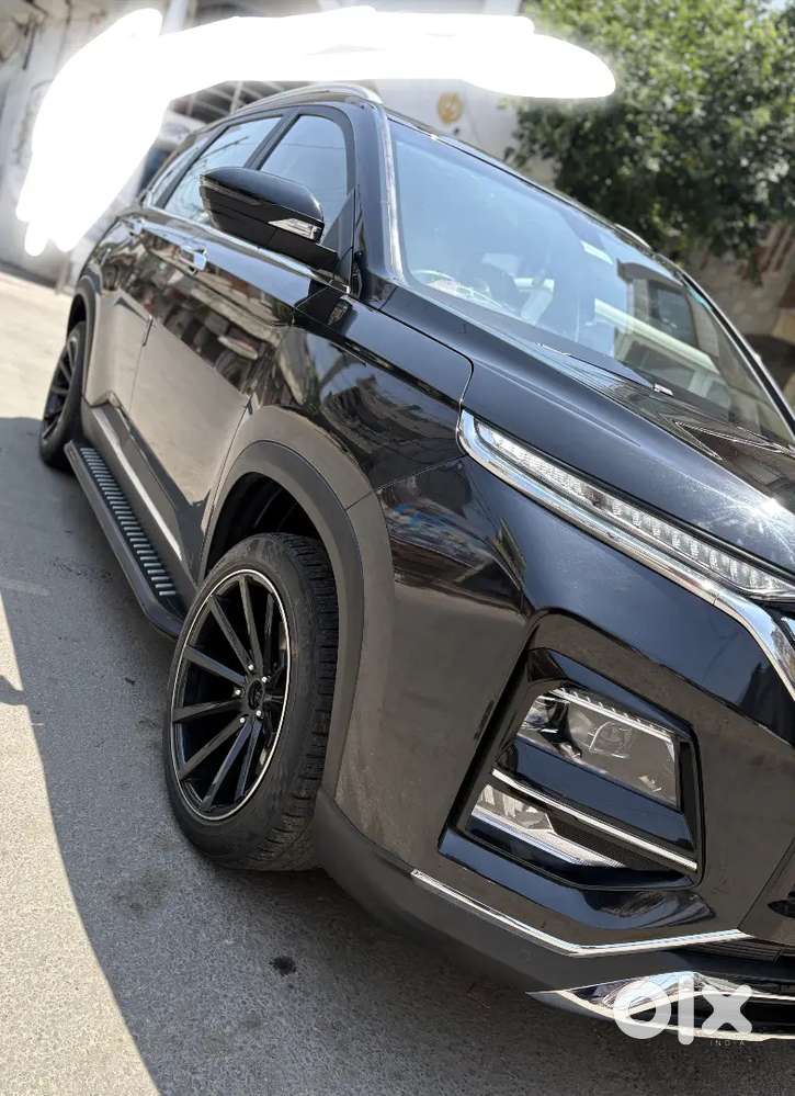 Mg Hector Plus 7 Seater