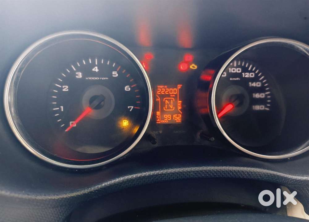 Mahindra Tuv 300 T8, 2018, Diesel