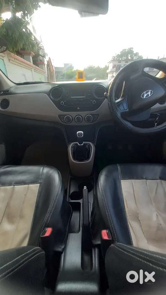 Hyundai Xcent 2014 Variant Petrol