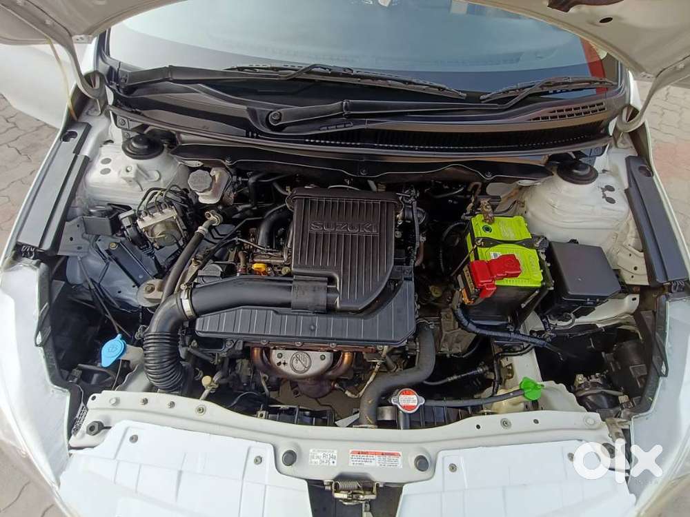 Maruti Suzuki Ciaz 2014-2017 Vxi Plus, 2015, Petrol