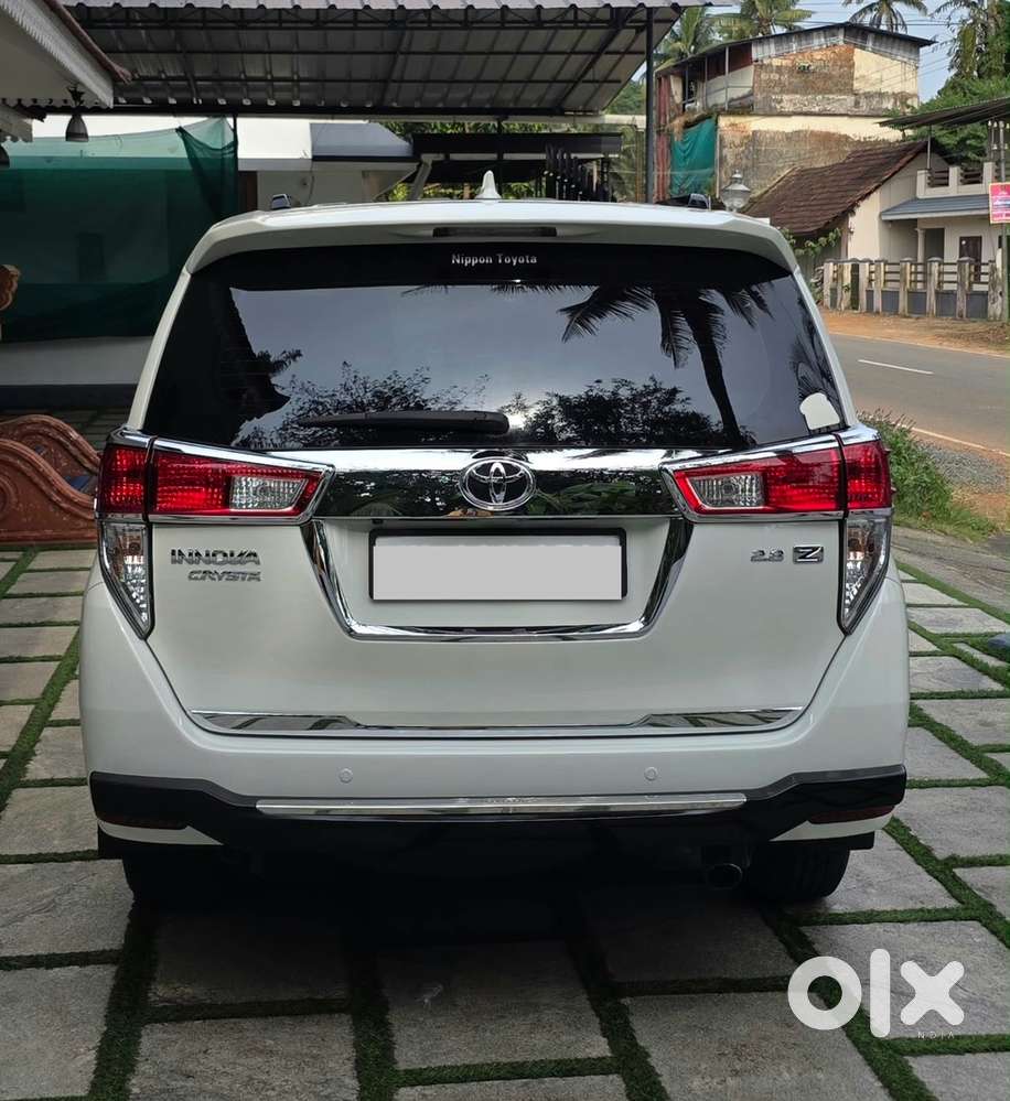 Toyota Innova Crysta 2018