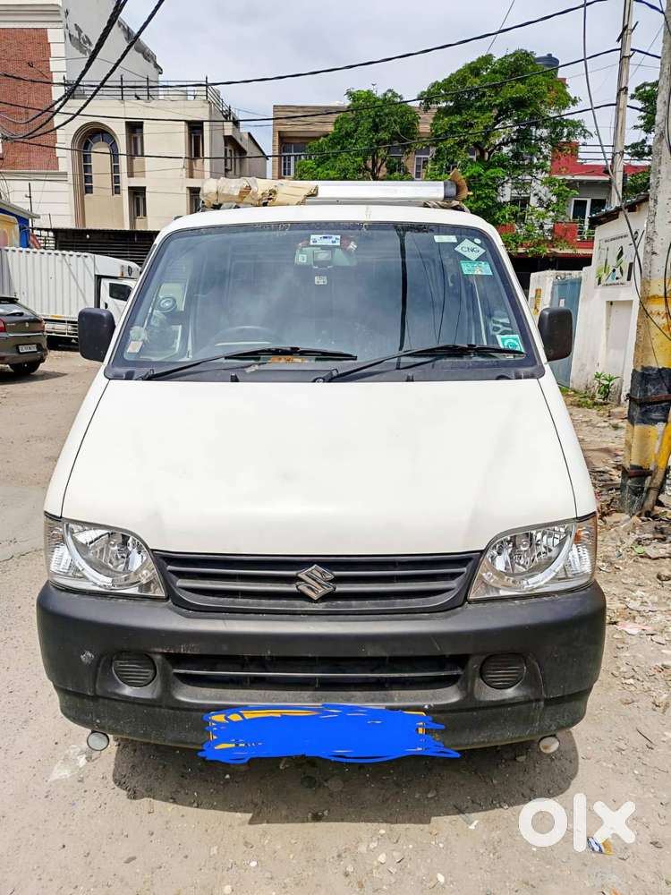 Like-new Eeco Cargo 2025 (cng/ac)  Secure With Central Locking