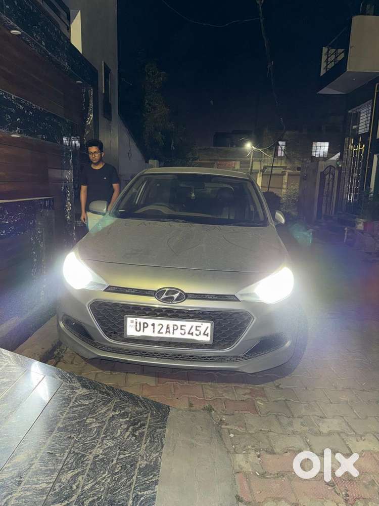 Model: Hyundai I20 Sportz 	•	Condition: Excellent, Daily Use Me Hai