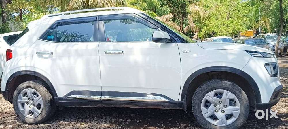 Hyundai Venue S Mt 1.2 Kappa, 2020, Cng & Hybrids