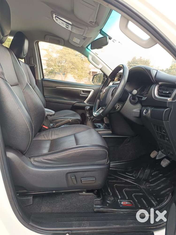 Toyota Fortuner 4x2 Mt 2.8 Diesel, 2023, Diesel