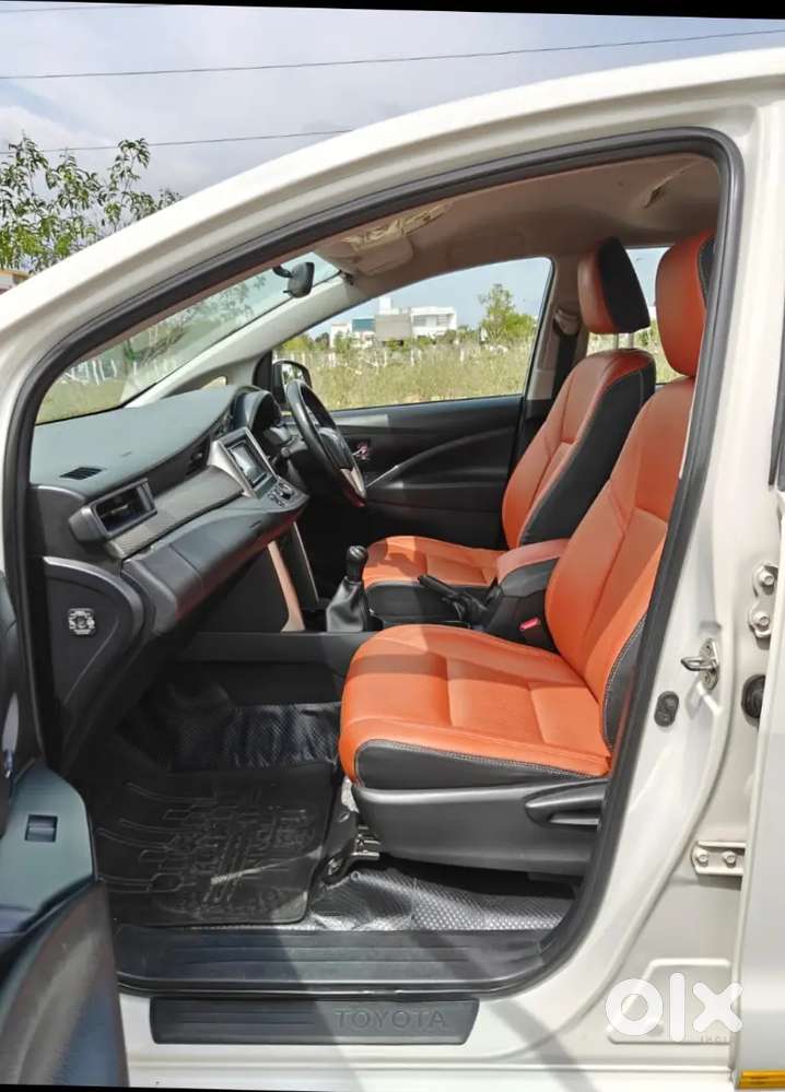 Toyota Innova Crysta 2018 - Company Service