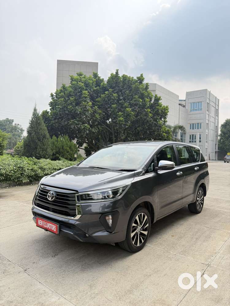 Toyota Innova Crysta 2.4 Z 7 Str, 2023, Diesel