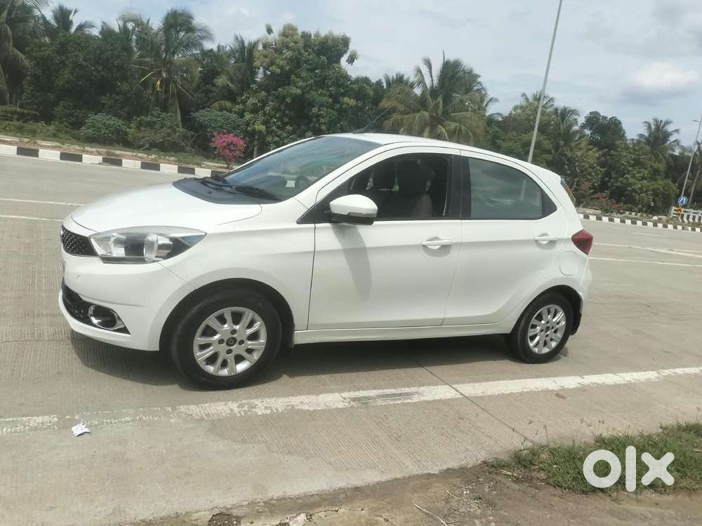 Tata Tiago 1.2 Revotron Xza, 2017, Petrol