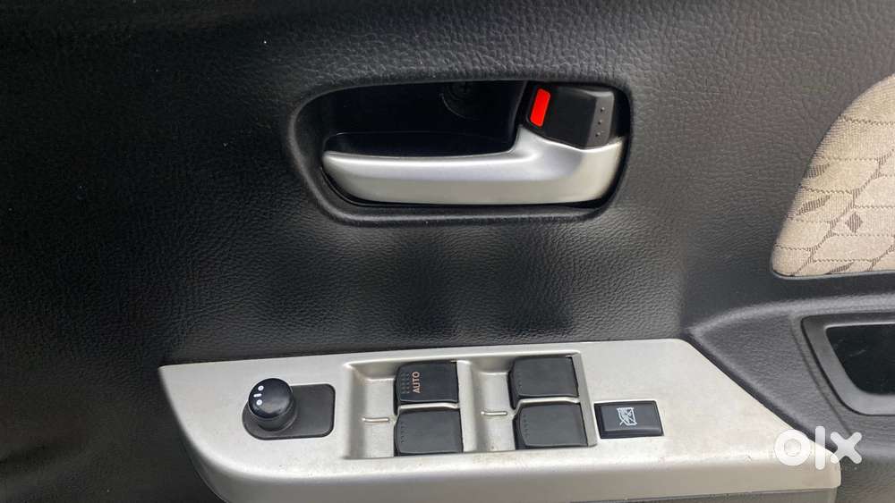 Maruti Suzuki Wagon R Vxi Amt, 2016, Petrol