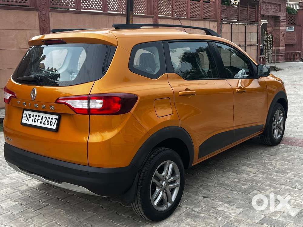 Renault Triber Rxt, 2025, Petrol