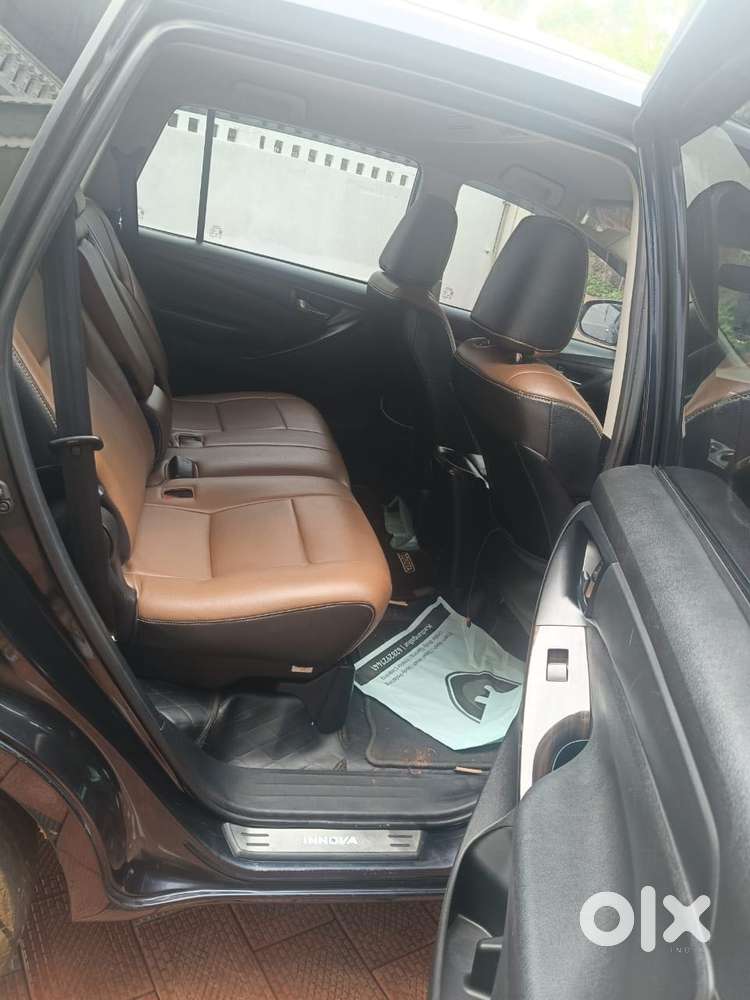 Toyota Innova Crysta [2020-ongoing] 2.4 Gx At 8 Str, 2022, Diesel