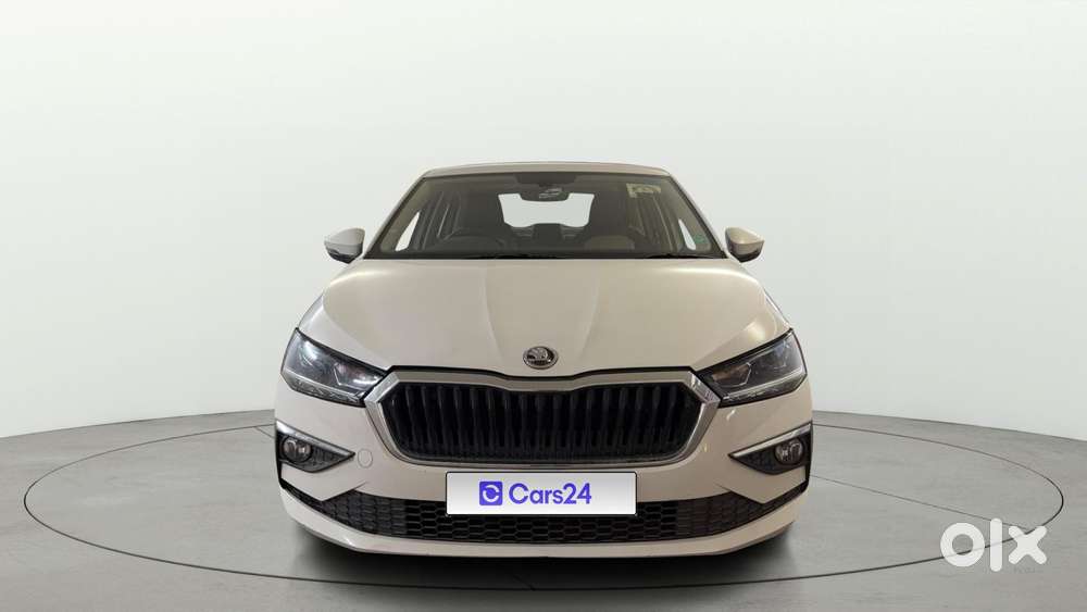 Skoda Slavia Style 1.0l Tsi Mt, 2022, Petrol