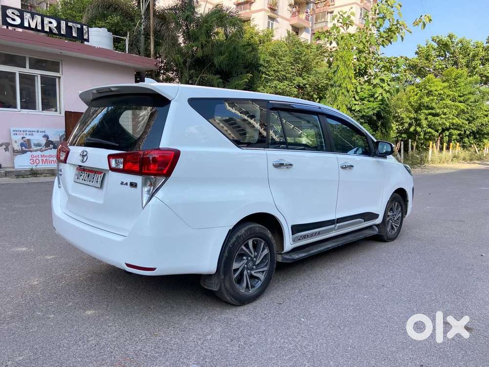 Toyota Innova Crysta 2.4 G Mt, 2022, Diesel