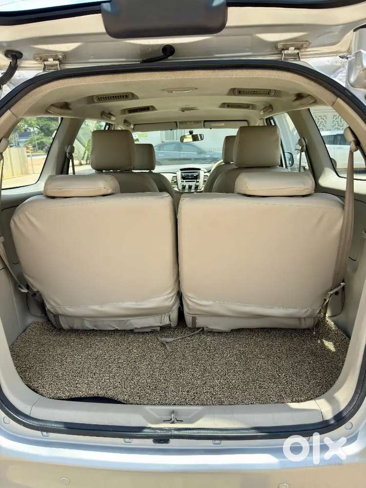 Toyota Innova 1st Owner 2014