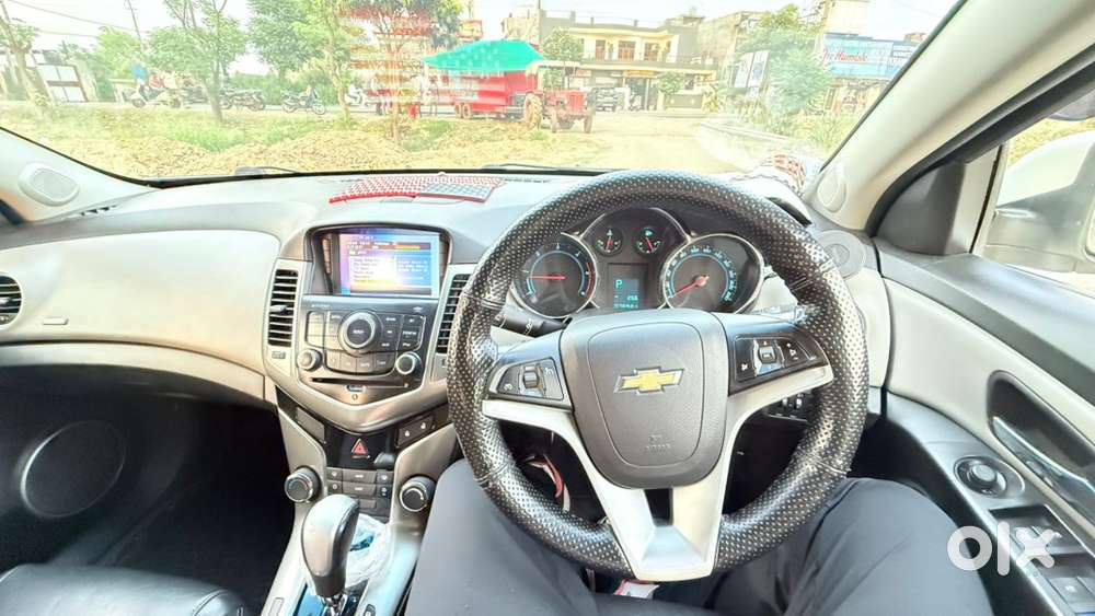 Chevrolet Cruze Diesel 2015 Company Service  Record