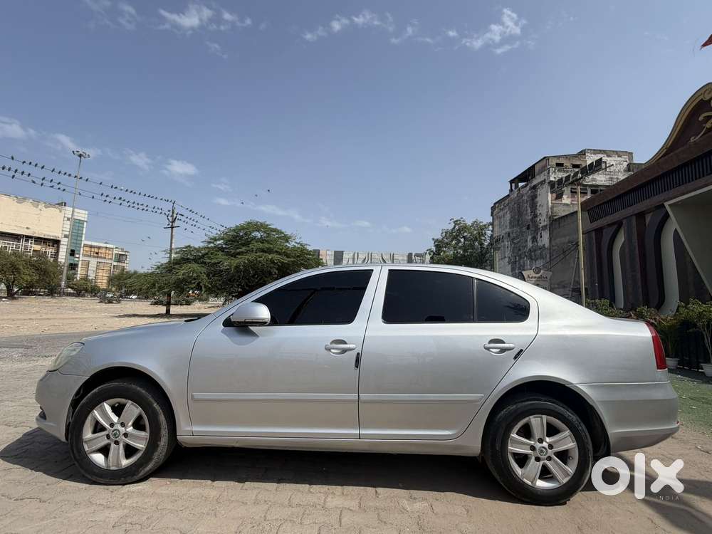 Skoda Laura 1.8 Tsi Ambition, 2012, Petrol