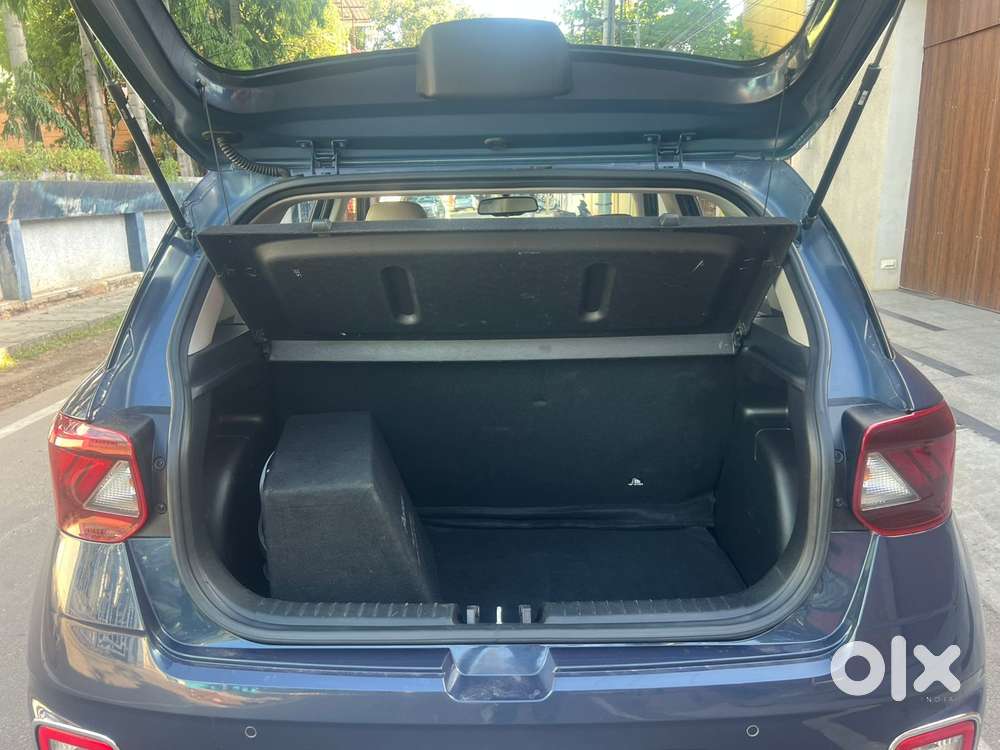 Hyundai Venue 1.0 Sx Turbo Dct, 2021, Petrol