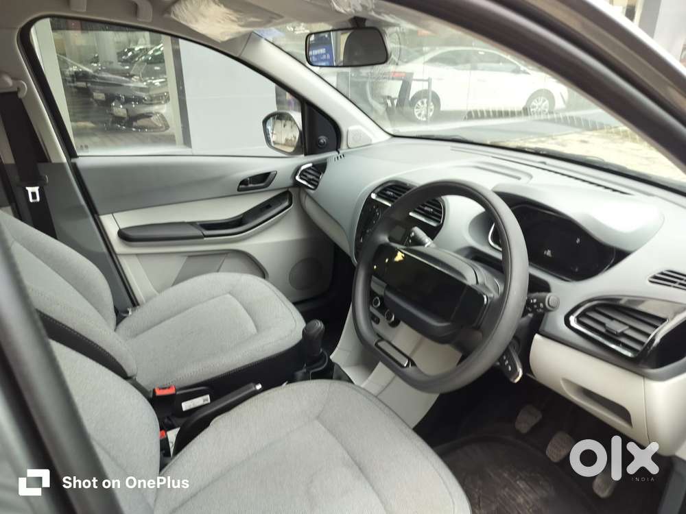 Tata Tiago 1.05 Revotorq Xm, 2025, Petrol