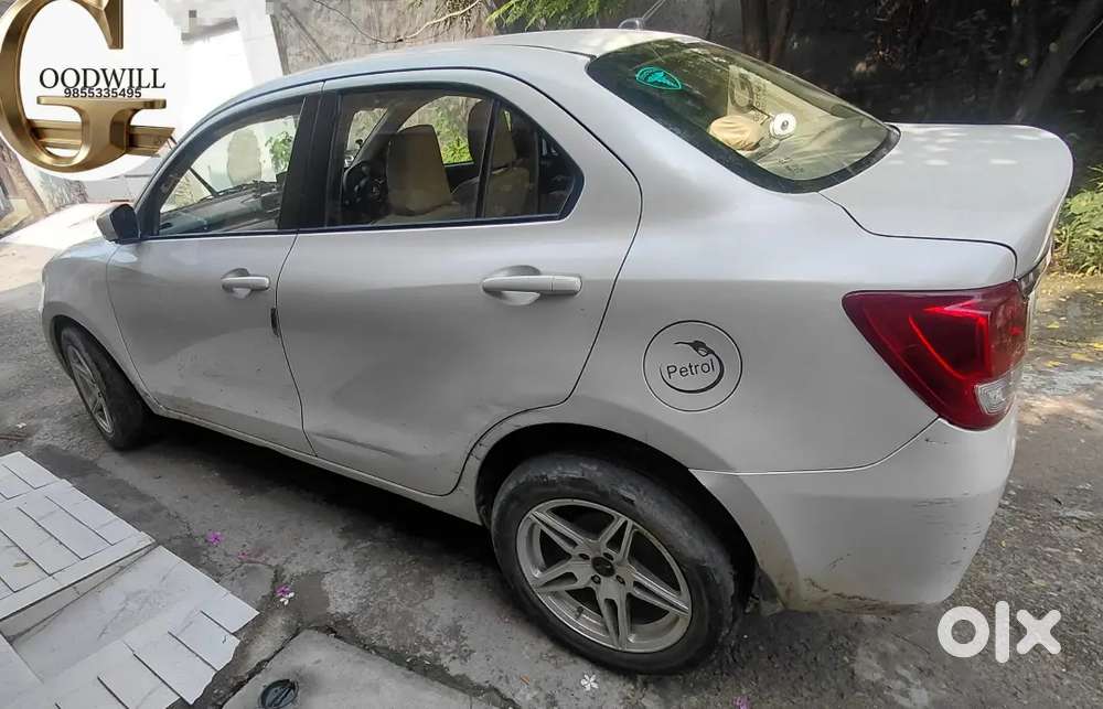 Maruti Suzuki Dzire 2021.22to 25 Km Avarge,full Insurance, No Problem,