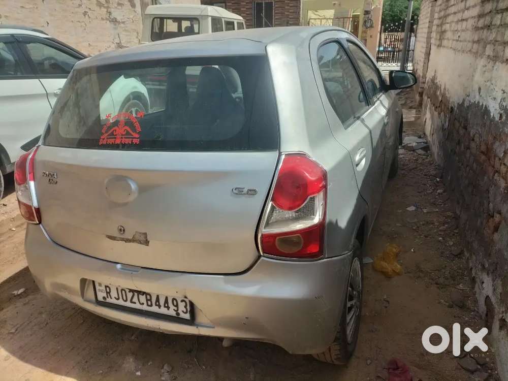 Toyota Etios Liva 2012