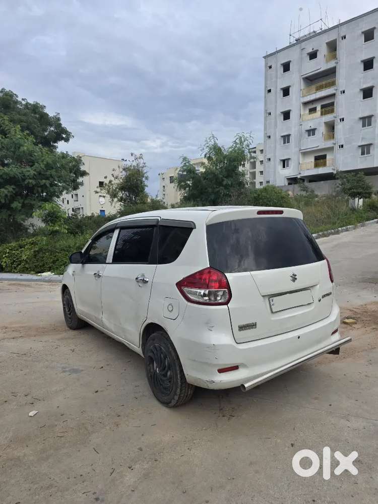 Maruti Suzuki Ertiga 2017 Petrol Manual