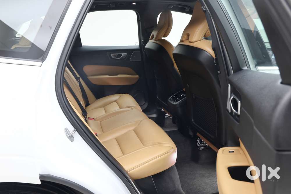 Volvo Xc60 Inscription, 2025, Petrol