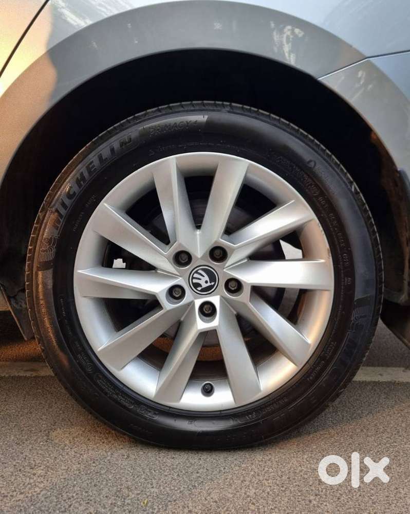 Skoda Superb 2.0 Tsi At L&k, 2018, Petrol