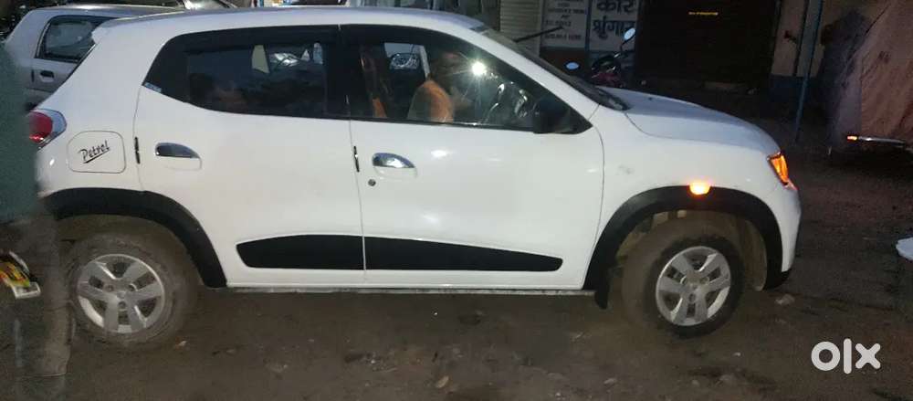 Renault Kwid 2016 Petrol Well Maintained