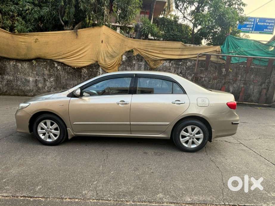 Toyota Corolla Altis G, 2012, Petrol