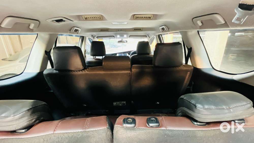 Toyota Innova Crysta 2.4 G Mt 8s, 2018, Diesel