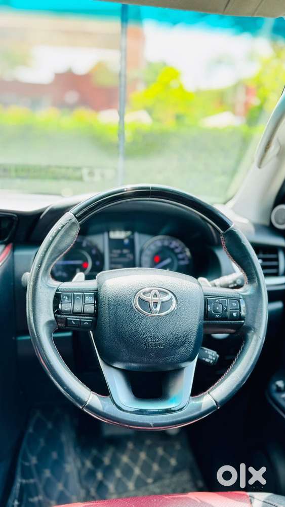 Toyota Fortuner Legender 4x2 At 2.8, 2022, Diesel
