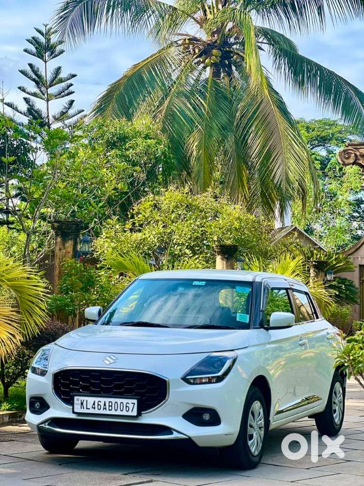 Maruti Suzuki Swift Vxi Ags, 2025, Petrol