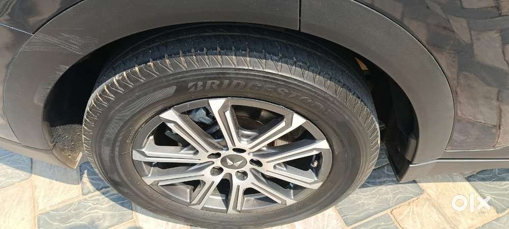 Mahindra Xuv700 2.2 Ax 7 Diesel Mt Luxury Pack Str, 2023, Diesel