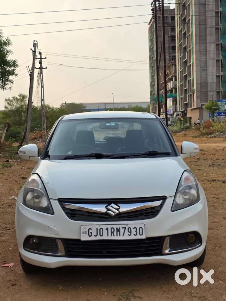 Maruti Suzuki Dzire 1.2 Vxi Amt, 2015, Petrol