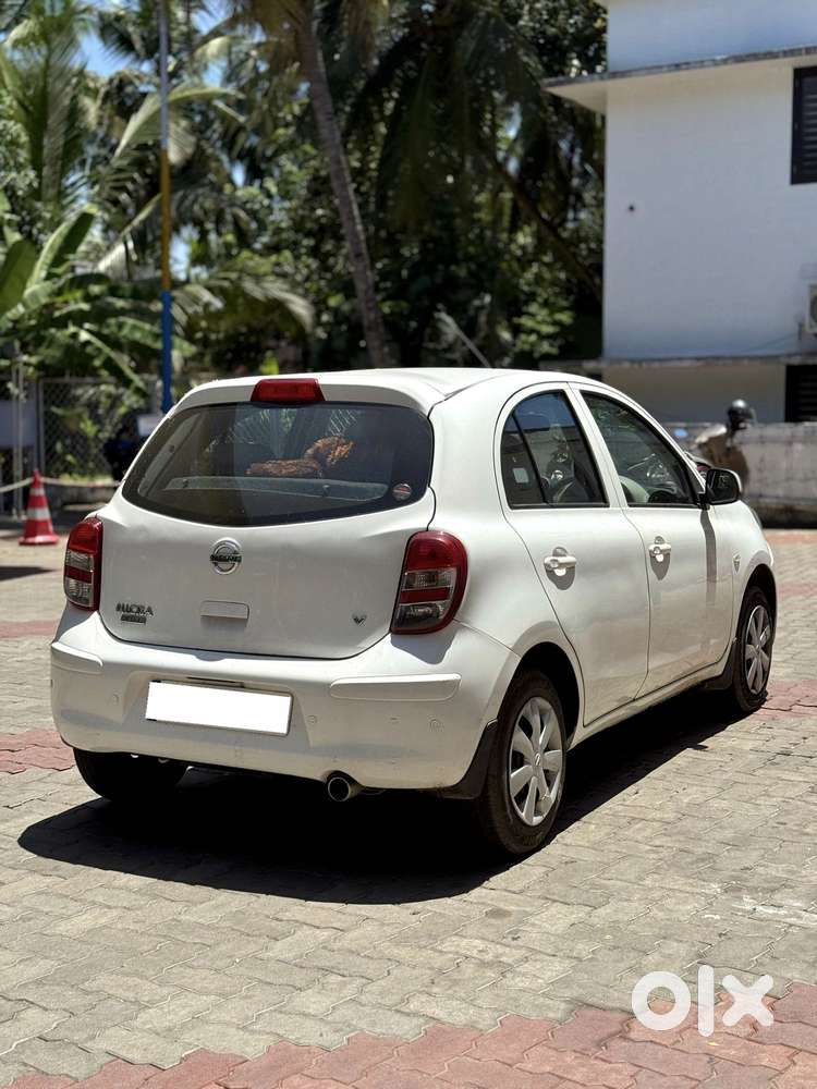 Nissan Micra Cvt Xv, 2015, Petrol