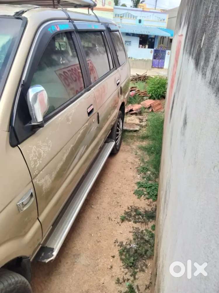 Chevrolet Tavera 2010